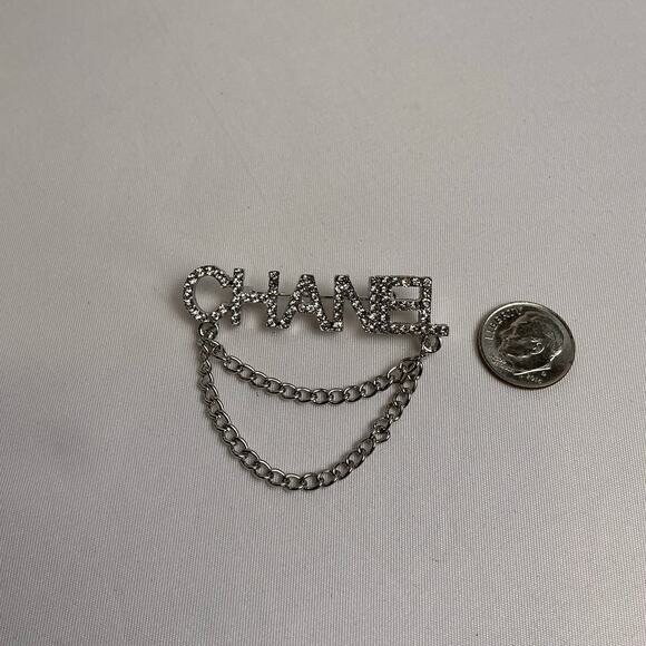 CC Fashion Pin Brooch Silver Rhinestones - Picture 4 of 6